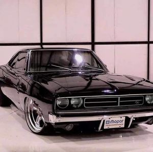 Meet your Posher, Reginald